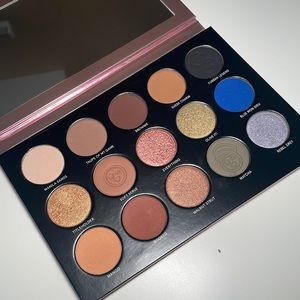 One Size Visionary Palette